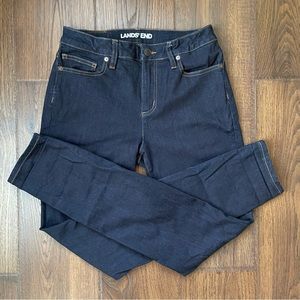 Women’s Land’s End Curvy fit jeans, size 6